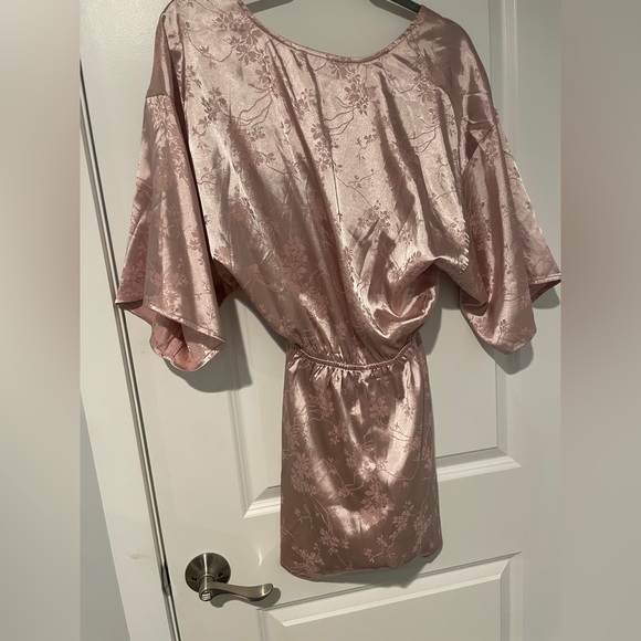 Dress Forum Kimono Romper - Picture 2 of 3